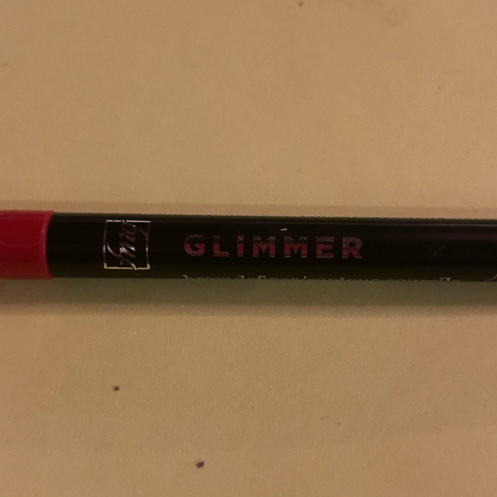 Avon Glimmer Brow Definer. Blonde
